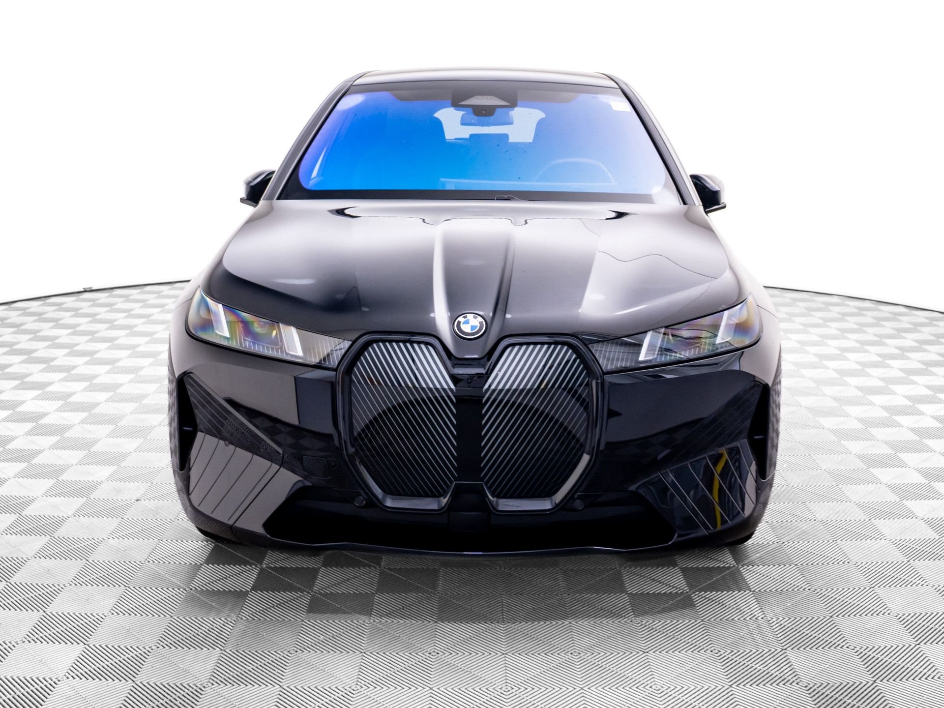 Used 2026 Black BMW xDrive45 image 9