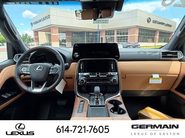 New 2026 Eminent White Pearl Lexus LX 700h LUXURY image 16