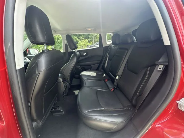 Used 2019 Red Jeep Latitude image 25