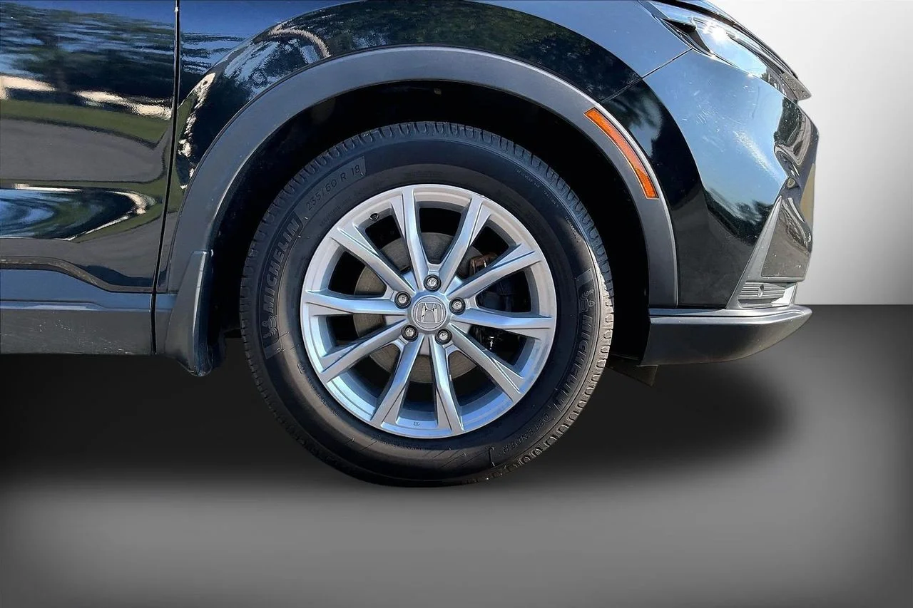 Certified Used 2023  Honda EX-L image 33