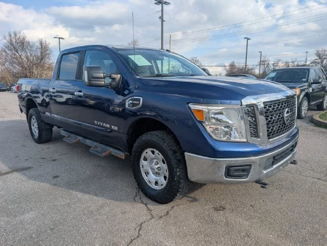 2017 Nissan Titan XD