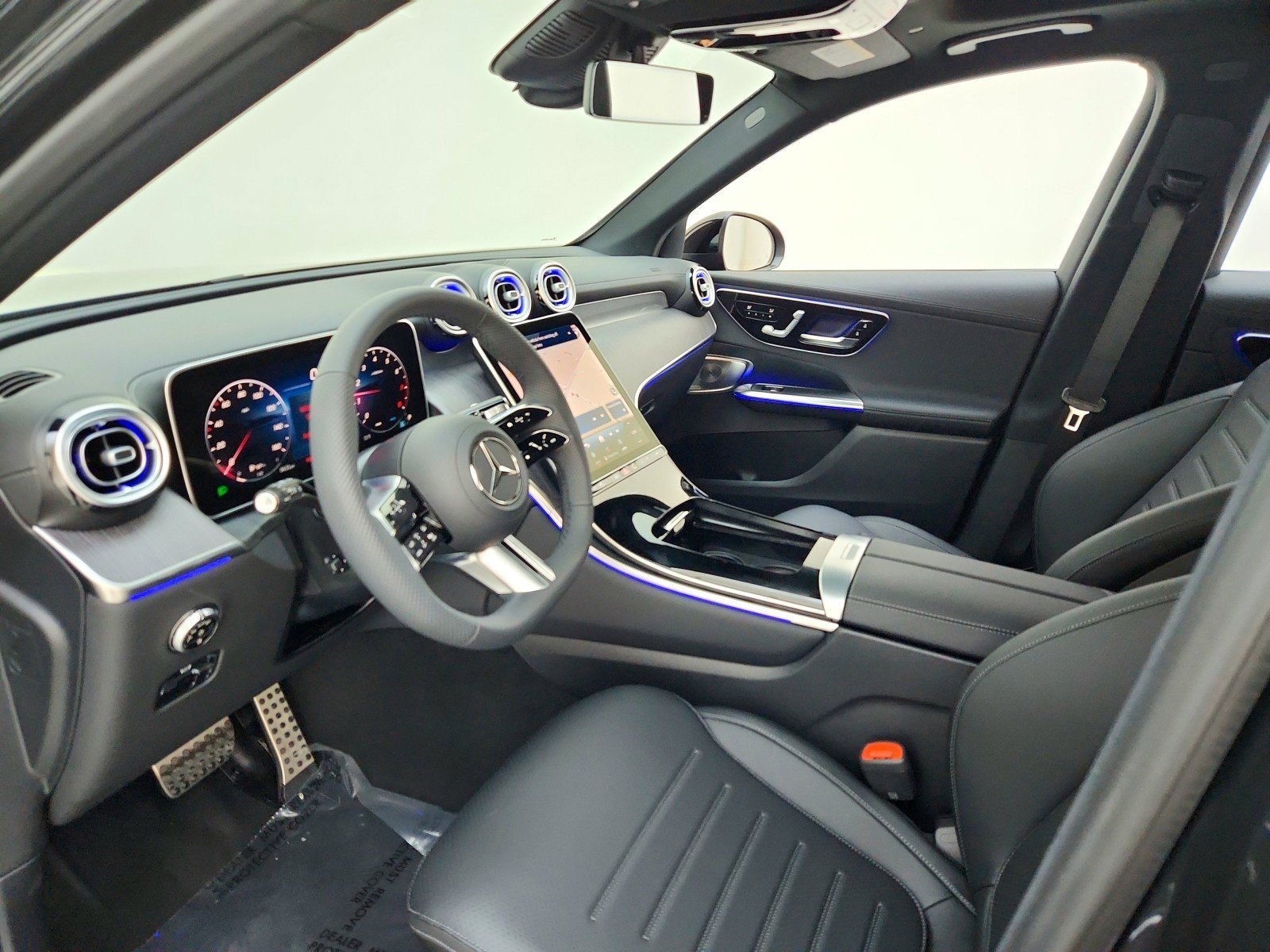 New 2026 Graphite Grey Metallic Mercedes-Benz GLC 300 SUV image 37