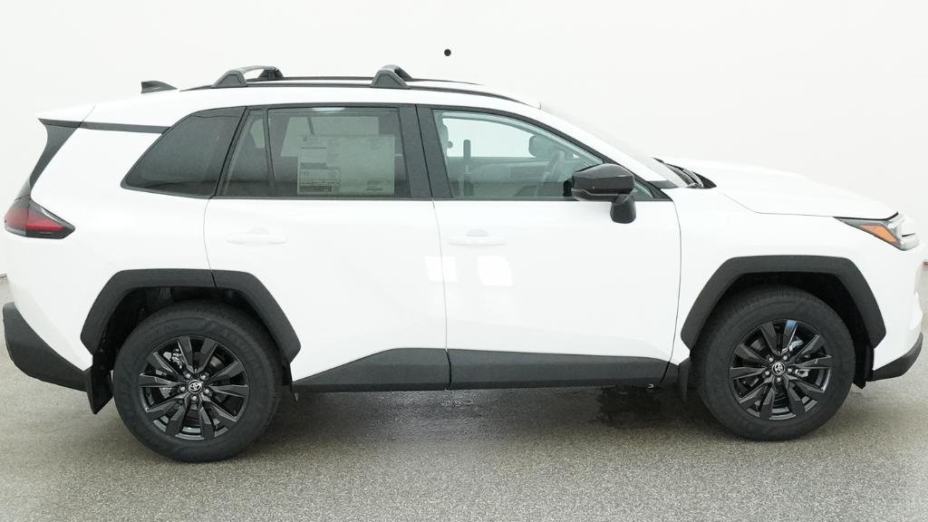 New 2026 Ice Cap Toyota XLE Premium image 2