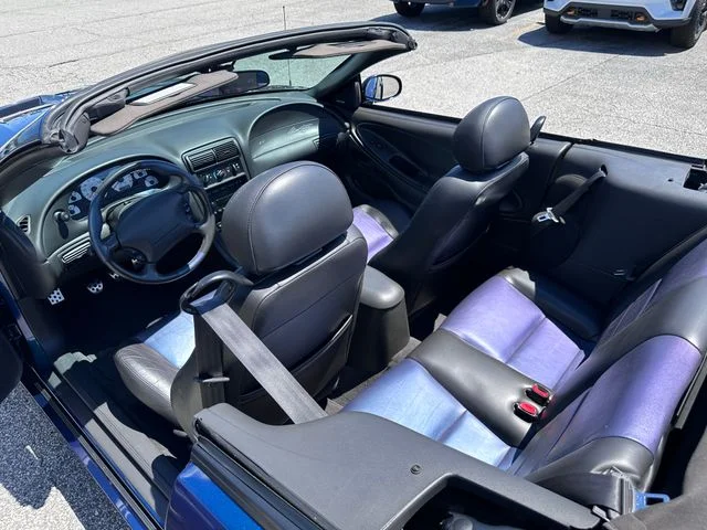Used 2004  Ford Cobra image 17