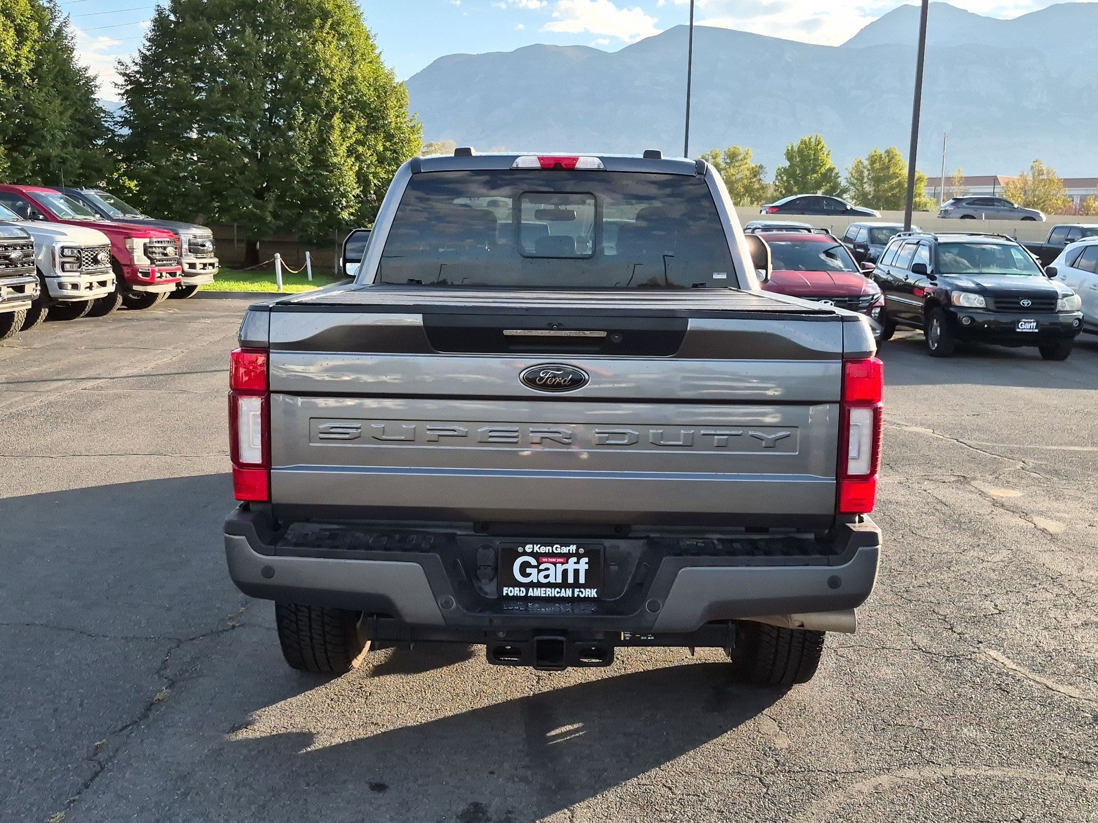Used 2022 Gray Metallic Ford LARIAT image 4