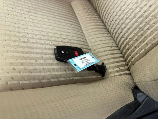 Used 2016  Toyota Two image 32