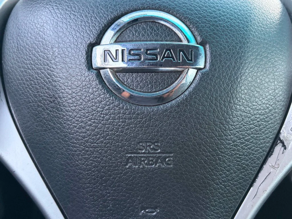 Used 2016 Super Black Nissan 2.5 SR image 31
