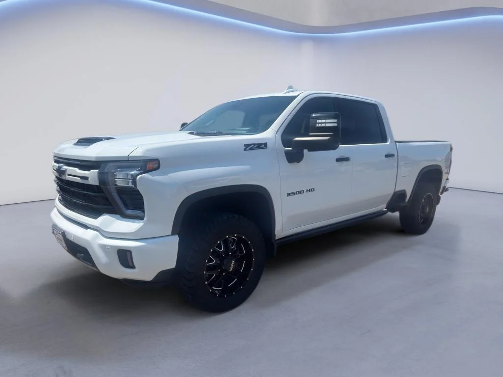 Used 2024 Summit White Chevrolet LTZ image 2