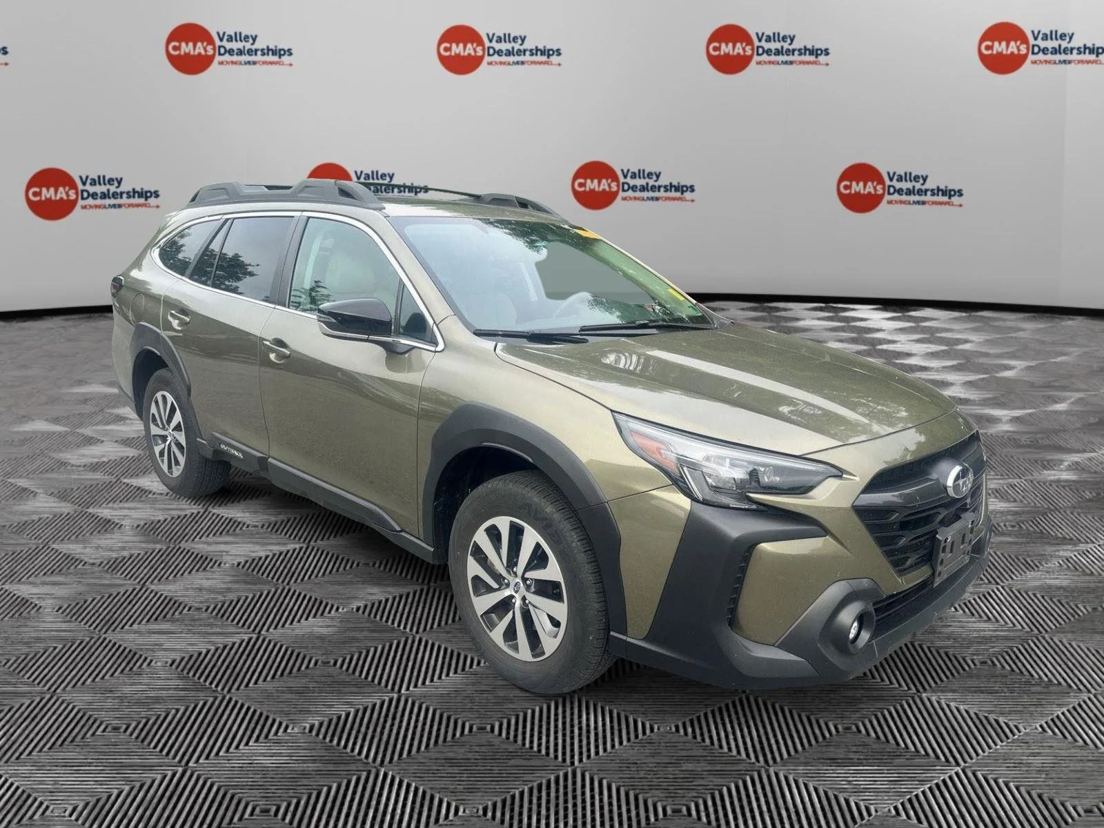 Used 2025 Autumn Green Metallic Subaru Premium image 3