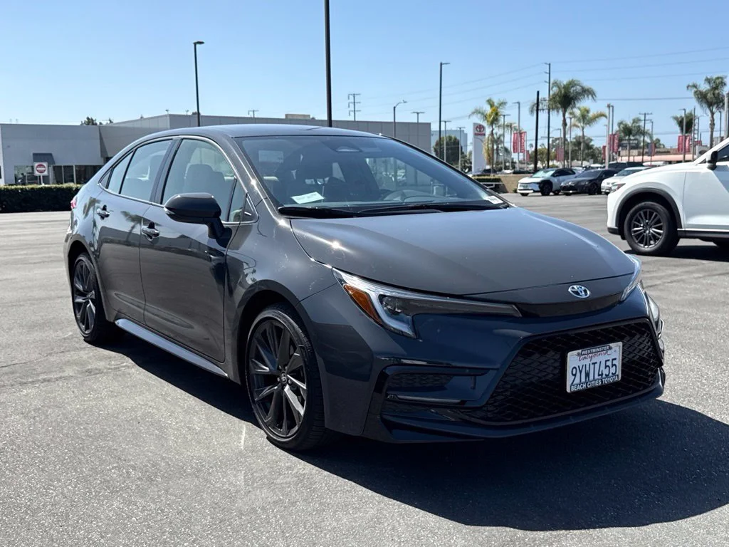 Certified Used 2026  Toyota SE image 1