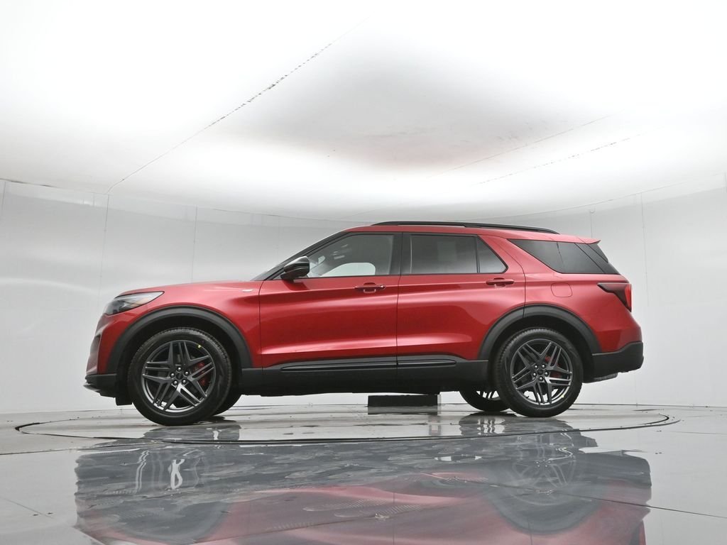 New 2026 Rapid Red Metallic Tinted Clearcoat Ford ST-Line image 51