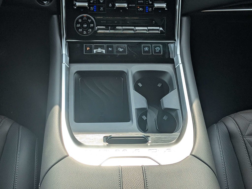 New 2026 Super Black Nissan Platinum Reserve image 20
