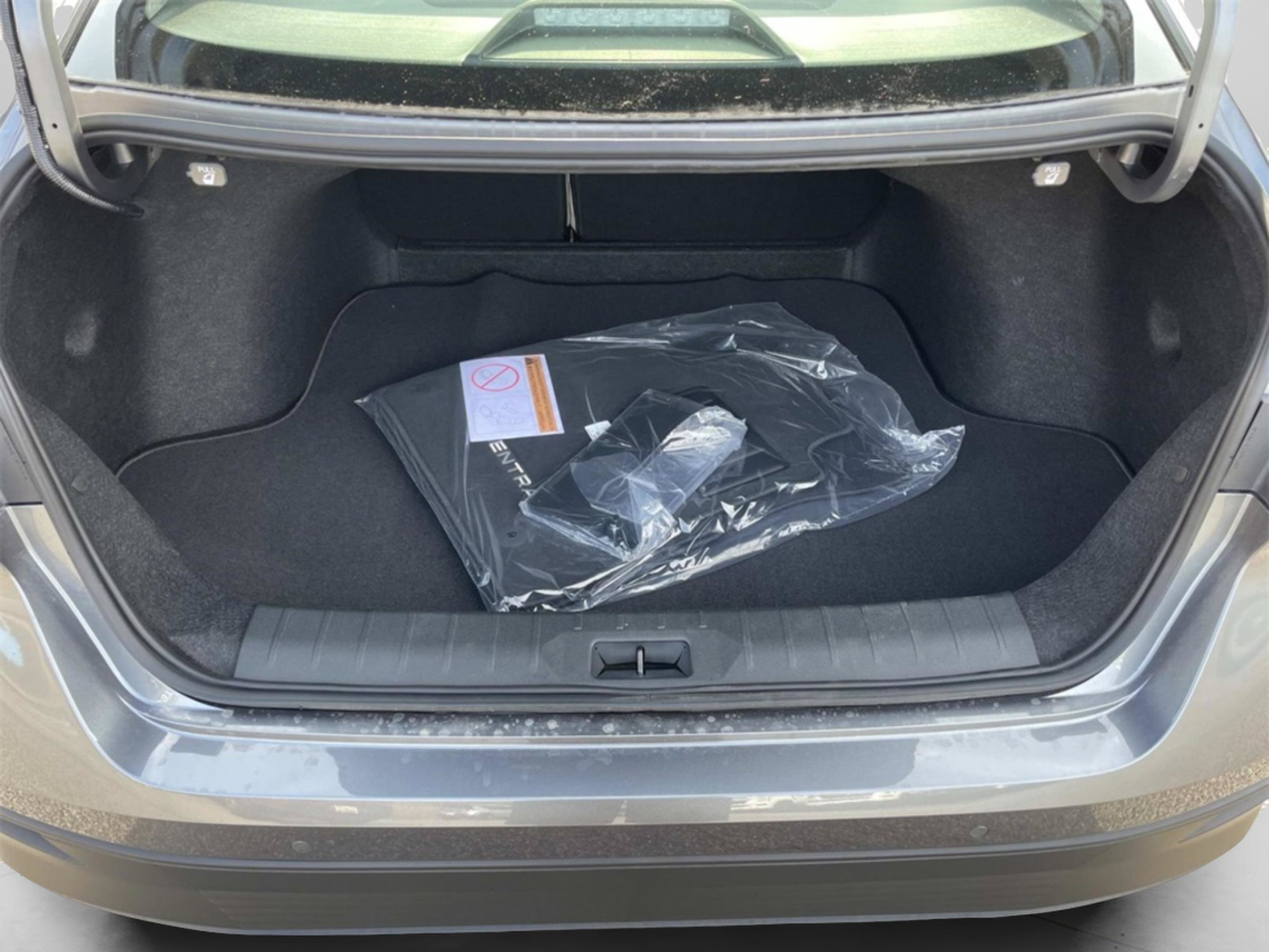 2026 Nissan Sentra SL - Photo 20