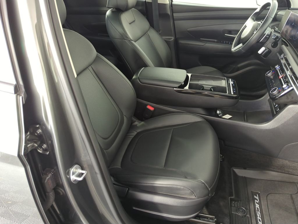 Used 2025 Gray Hyundai SEL Convenience image 37