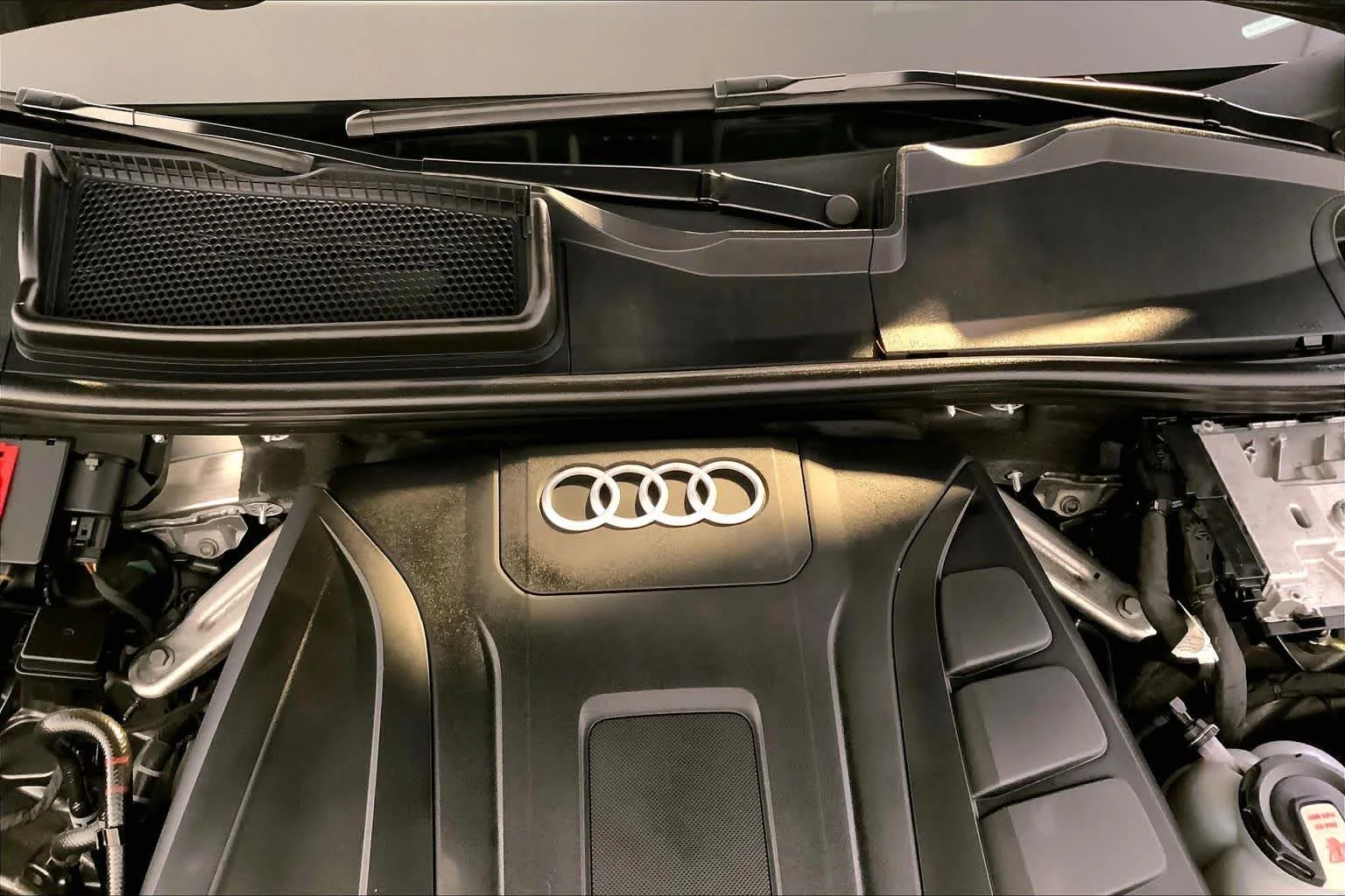 Certified Used 2023 Samurai Gray Metallic Audi Premium image 31