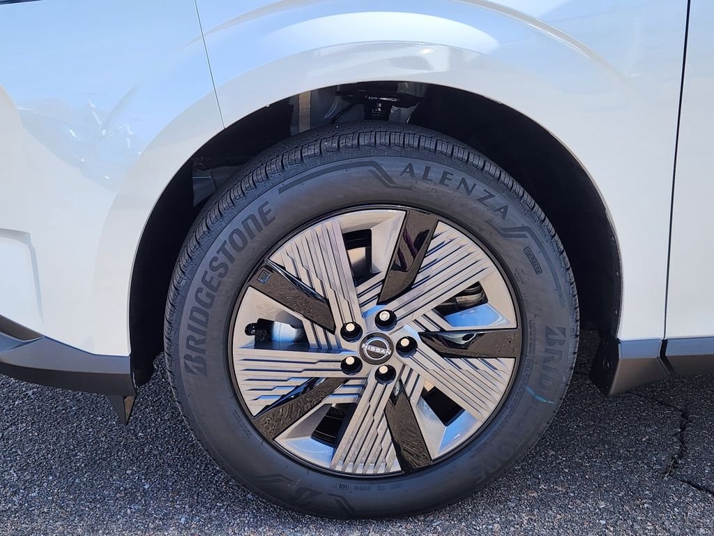 New 2026 Everest White Pearl TriCoat Nissan SL image 14