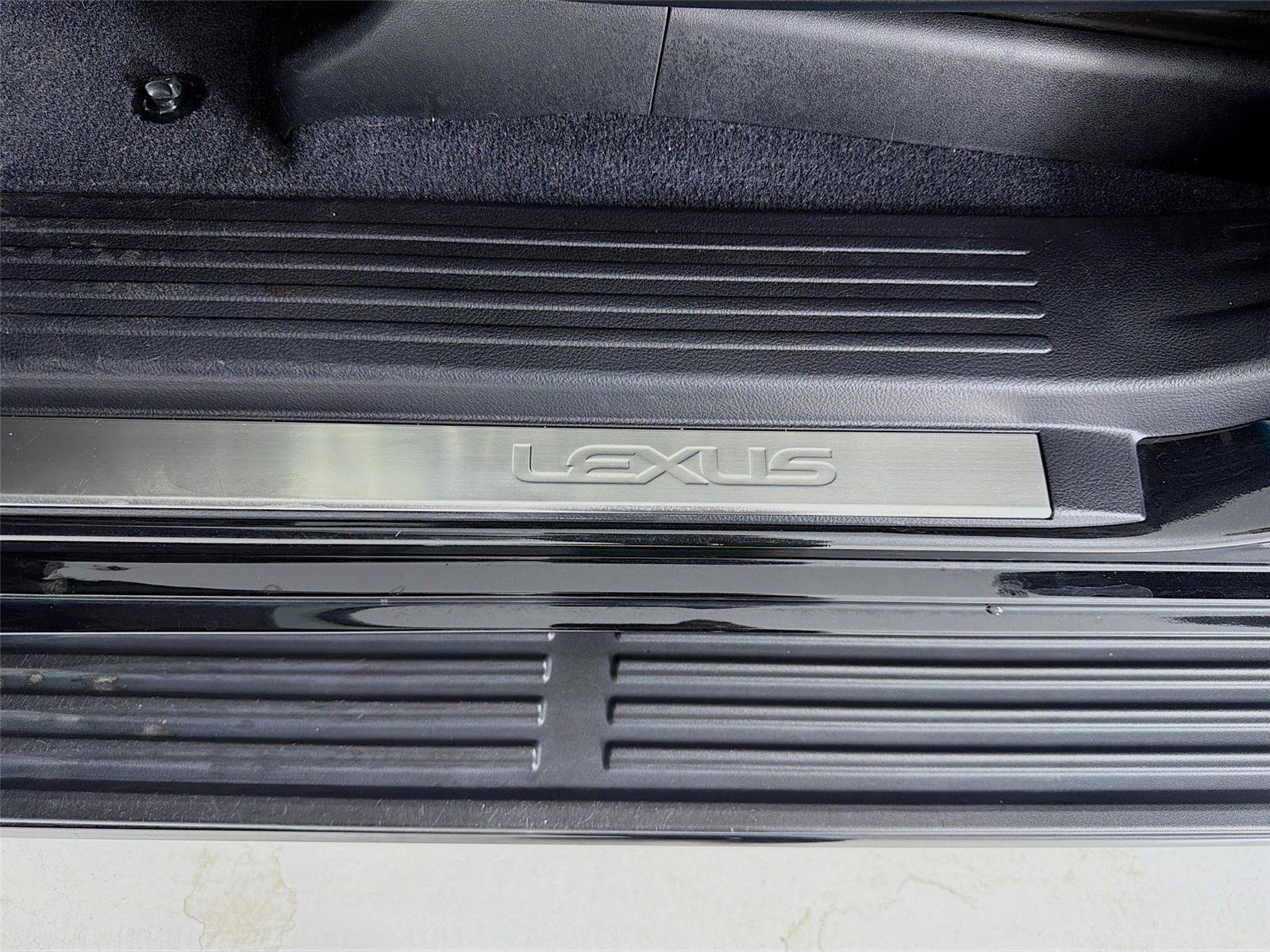 Used 2022 Black LEXUS PREM image 10