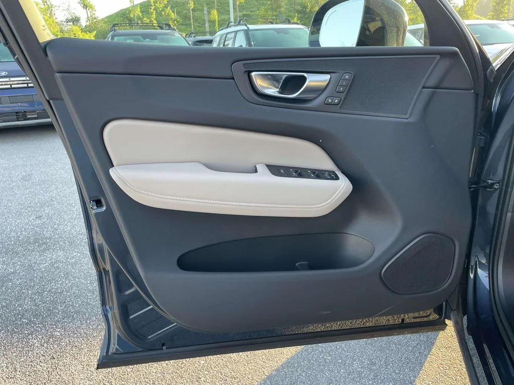 Certified Used 2026 Denim Blue Volvo Core image 5
