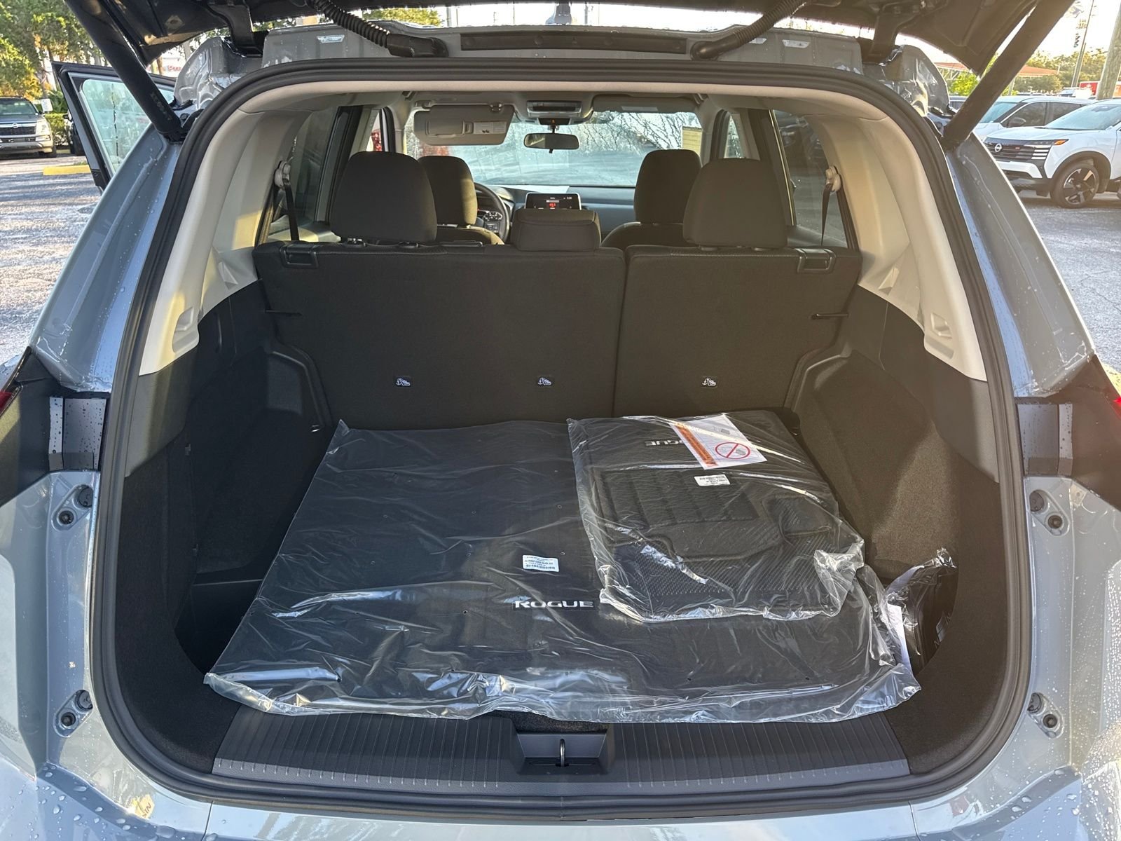 New 2026 Nissan Rogue SV 4D Sport Utility