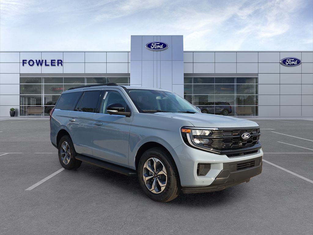 New 2027 Glacier Gray Metallic Tri-Coat Ford Active image 3