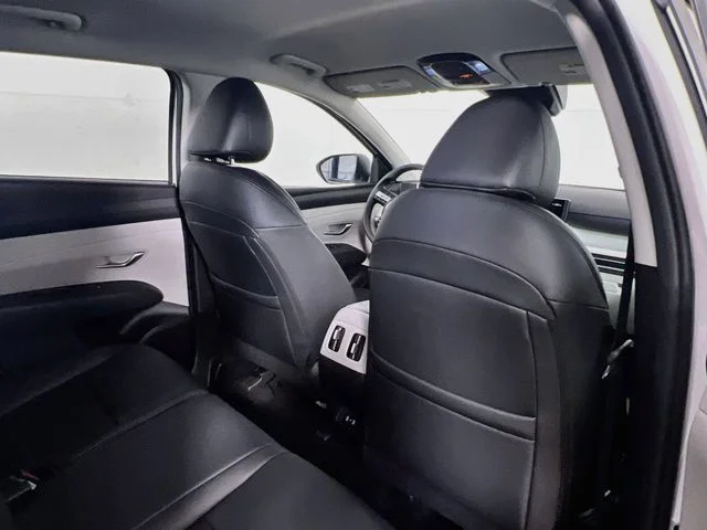 Used 2026 White Pearl Hyundai SEL image 20