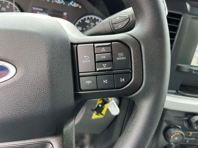New 2026 Oxford White Ford F-250® XL image 28