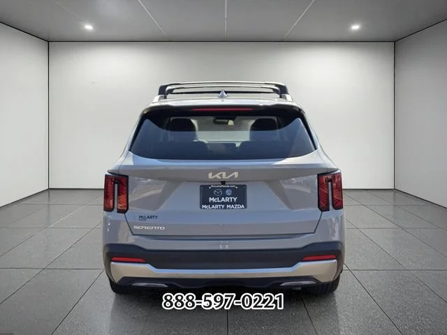 Used 2025 Gray Kia SX image 4