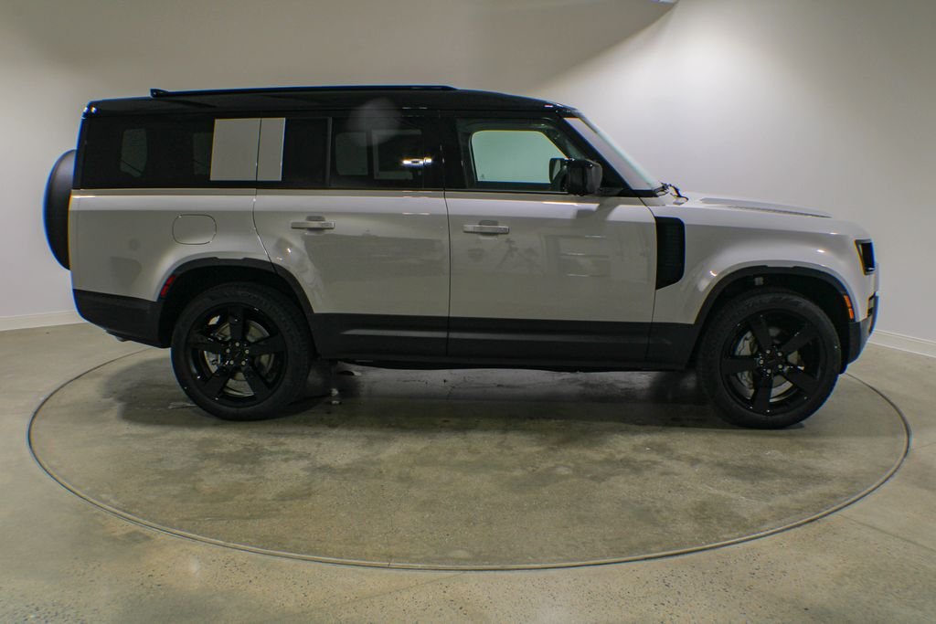 New 2026 Borasco Grey Land Rover S image 7