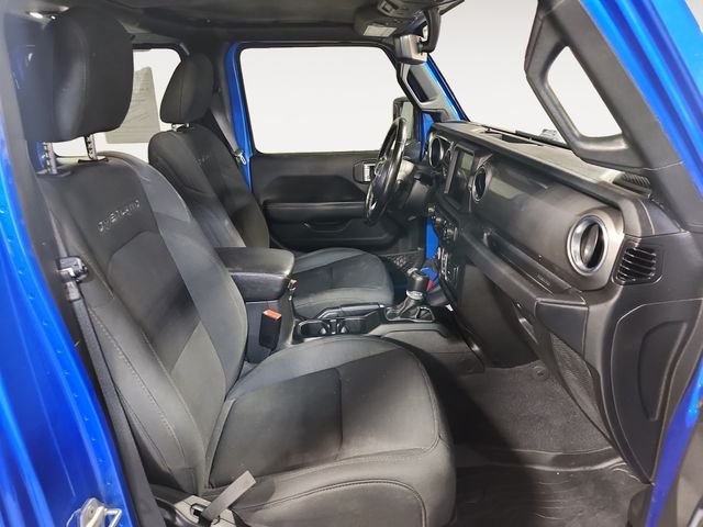 Certified Used 2020 Blue Jeep Overland image 15