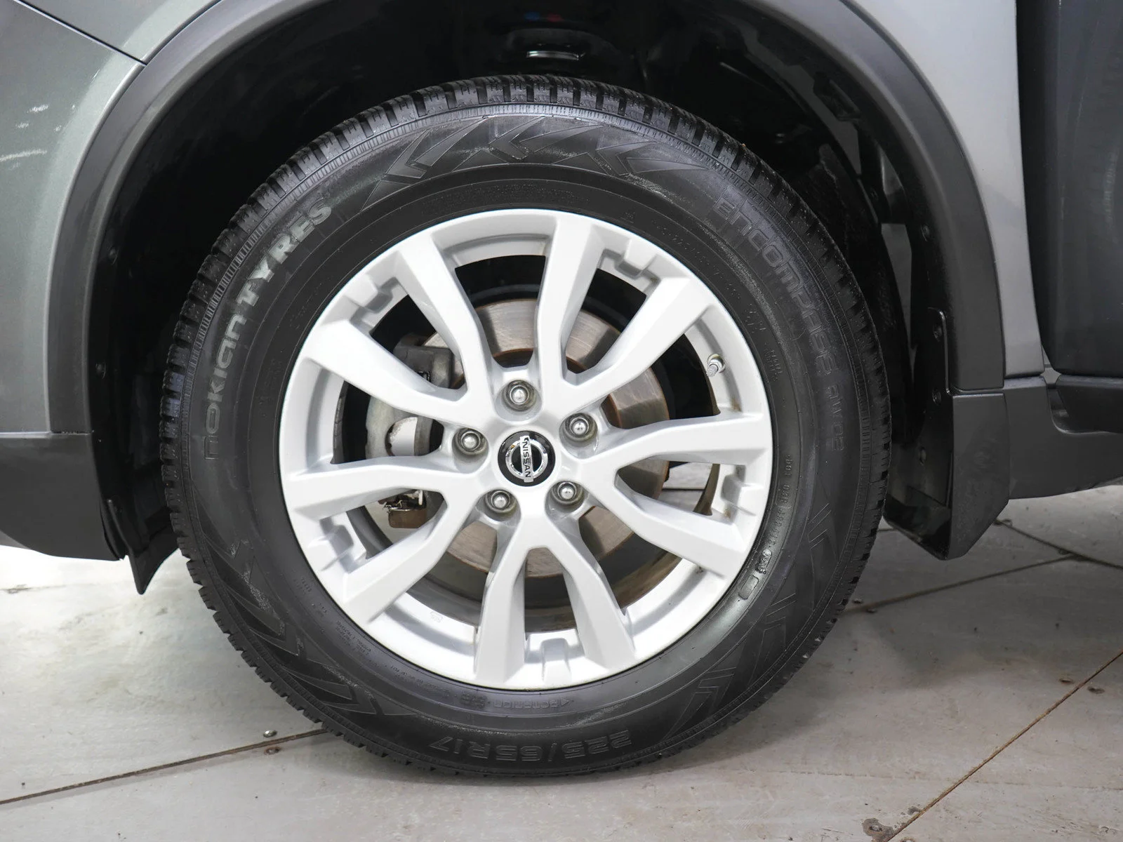 Used 2020 Gun Metallic Nissan SV image 31