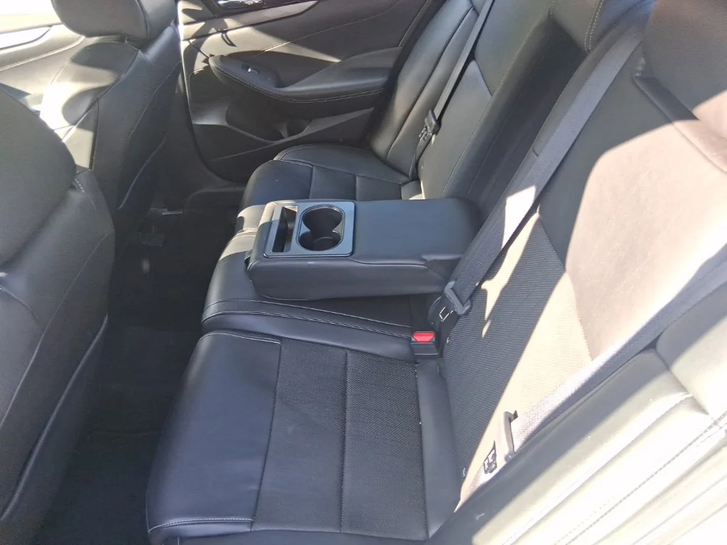 Used 2022 Gray Nissan SV image 18