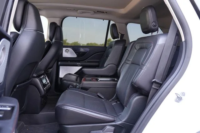 Used 2020 White Lincoln Reserve image 20