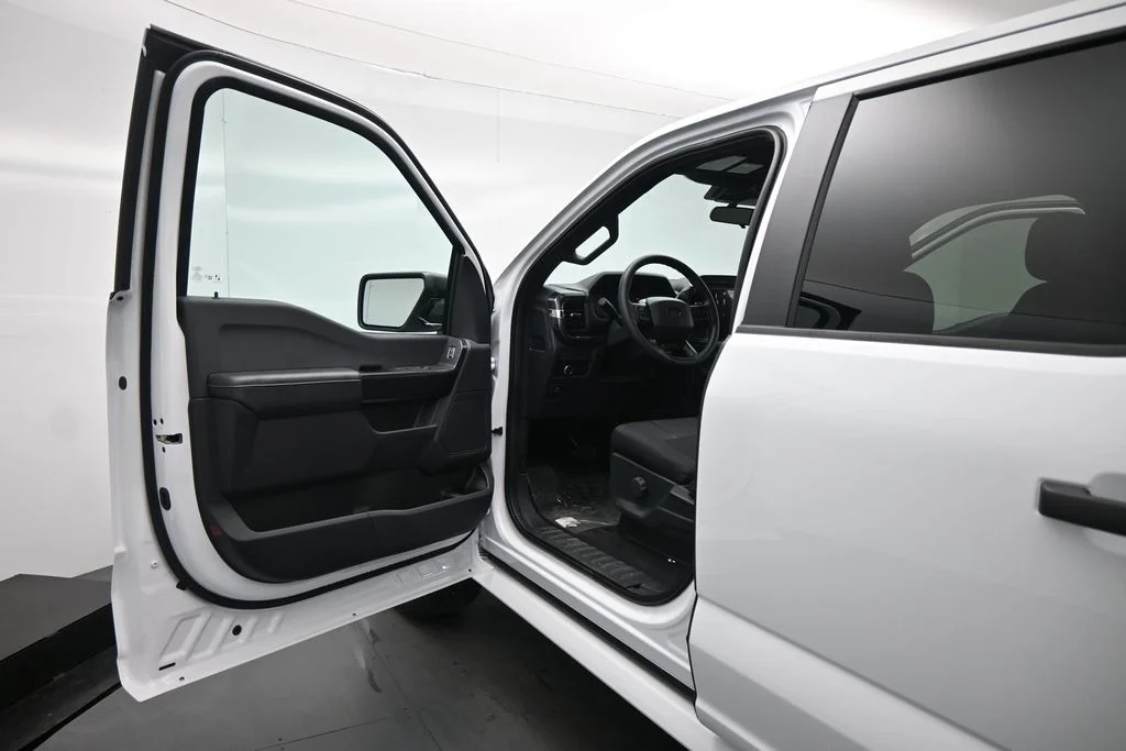 New 2026 Oxford White Ford STX image 8
