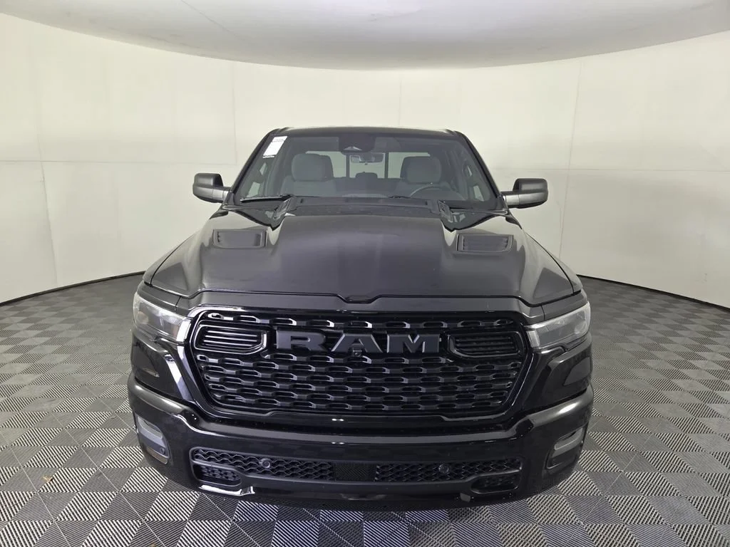 New 2026 Diamond Black Crystal Pearlcoat RAM Express image 3