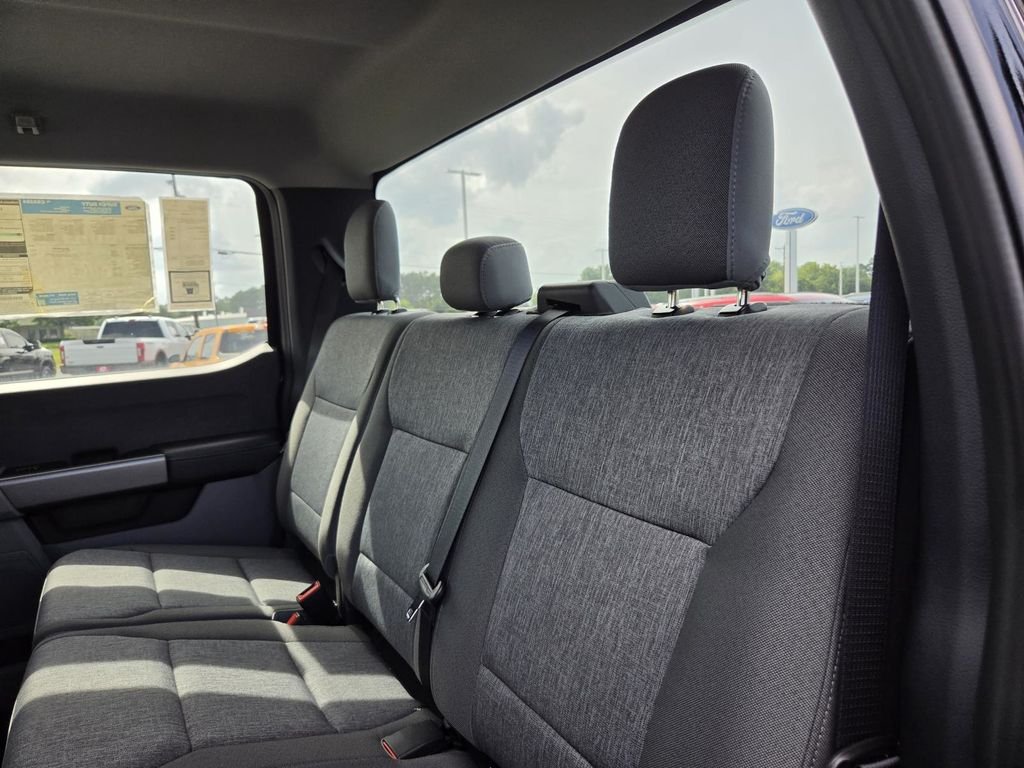 New 2026 Agate Black Metallic Ford F-250® XL image 31