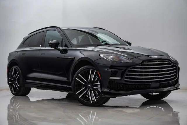 2025 Aston Martin DBX 707