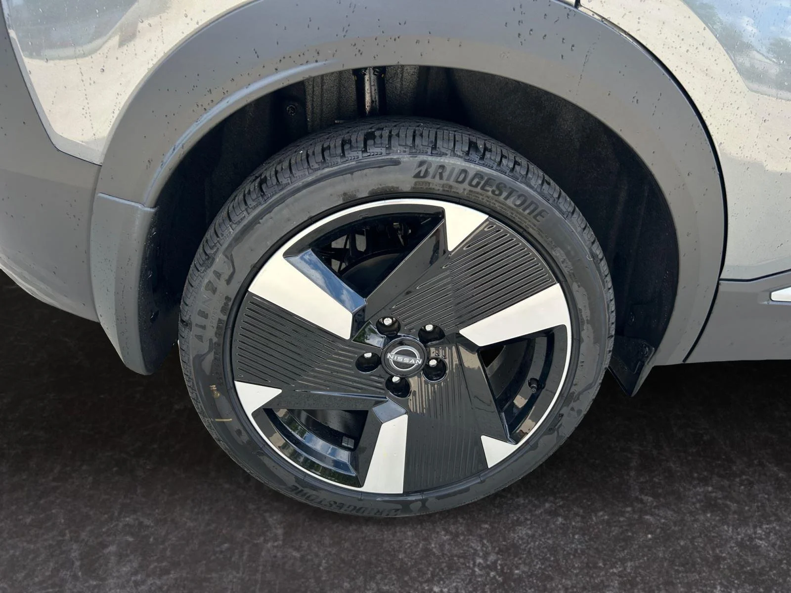 2025 Nissan Kicks SR AWD - Photo 28