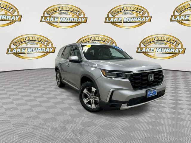 Certified Used 2025 Lunar Silver Metallic Honda EX-L image 5