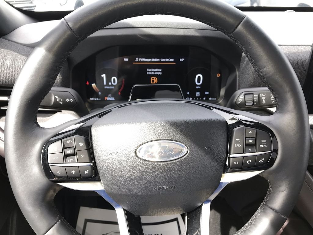 Used 2025 White Ford Platinum image 14