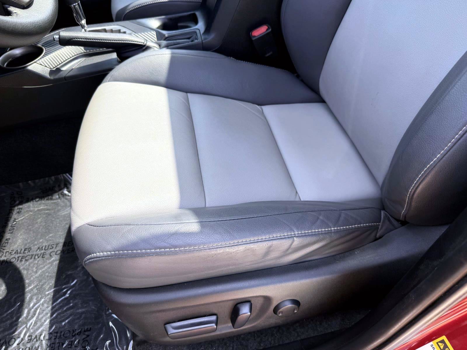 Used 2014 Barcelona Red Metallic Toyota Limited image 21