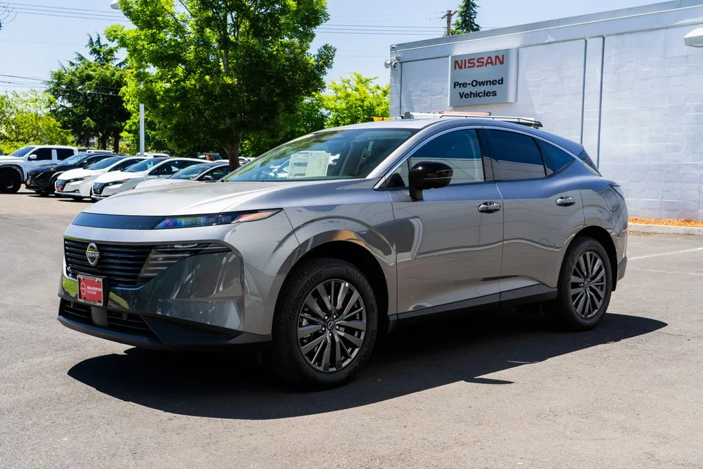 New 2026 Gun Metallic Nissan SL image 3