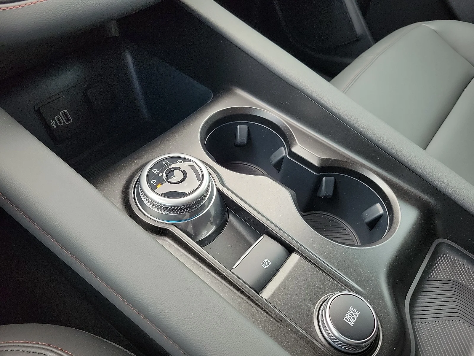 New 2026 Agate Black Metallic Ford Active image 18