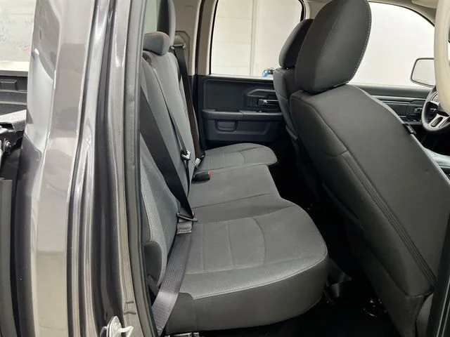 2024 RAM Ram 1500 Classic SLT - Photo 17
