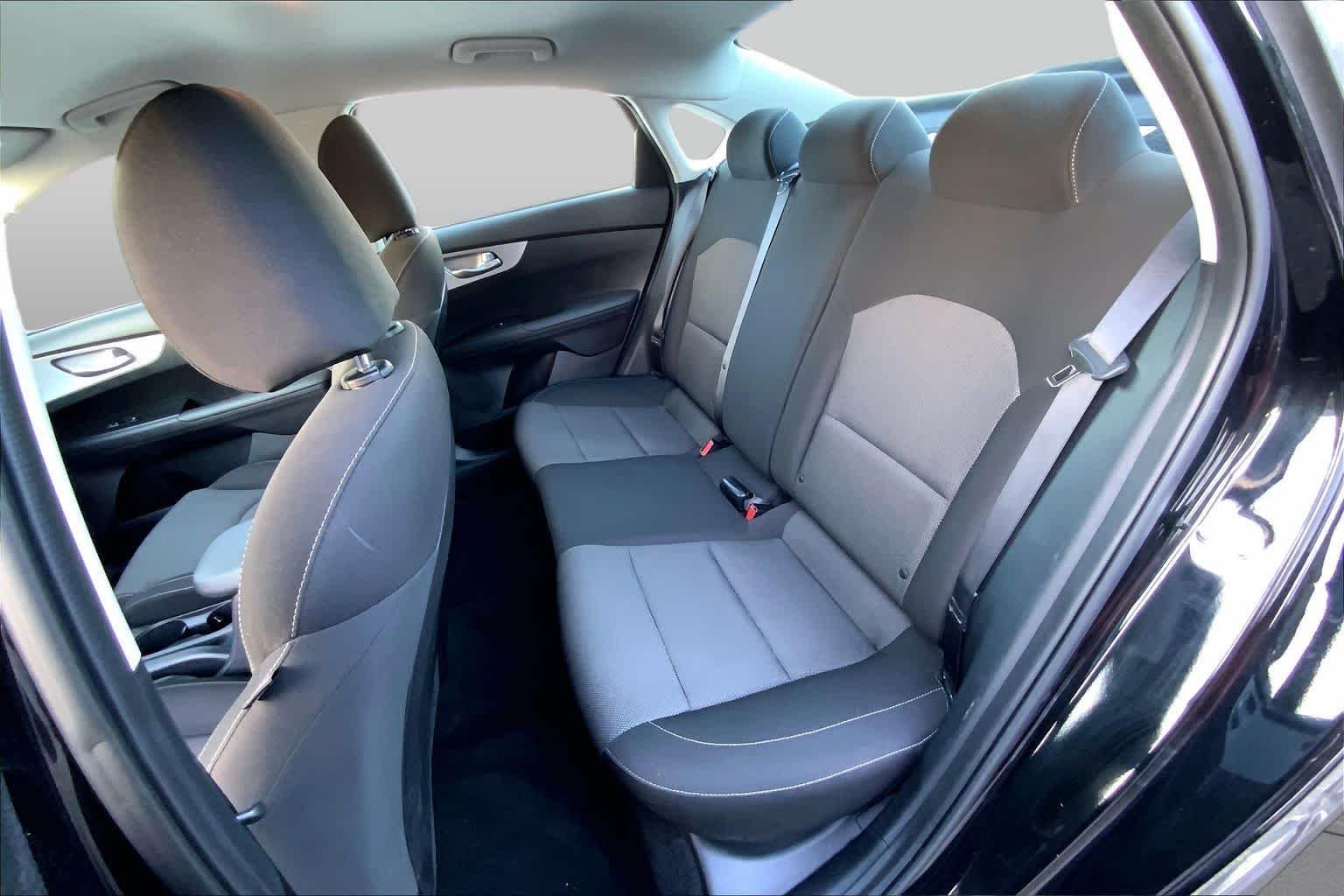 Used 2023 Aurora Black Kia LXS image 20