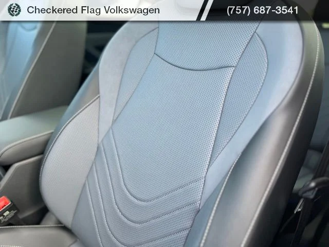 New 2026 White Volkswagen 2.0T SE R-Line Black image 21