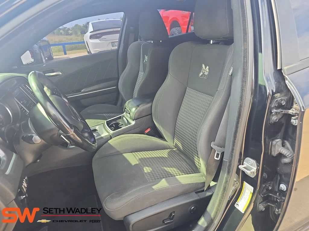 Used 2019 Black Dodge Scat Pack RWD image 16