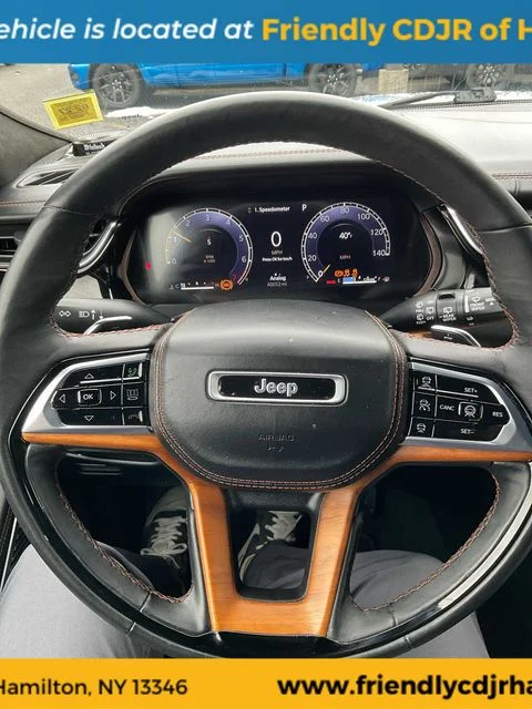 Used 2024 Silver Jeep Summit Reserve image 30