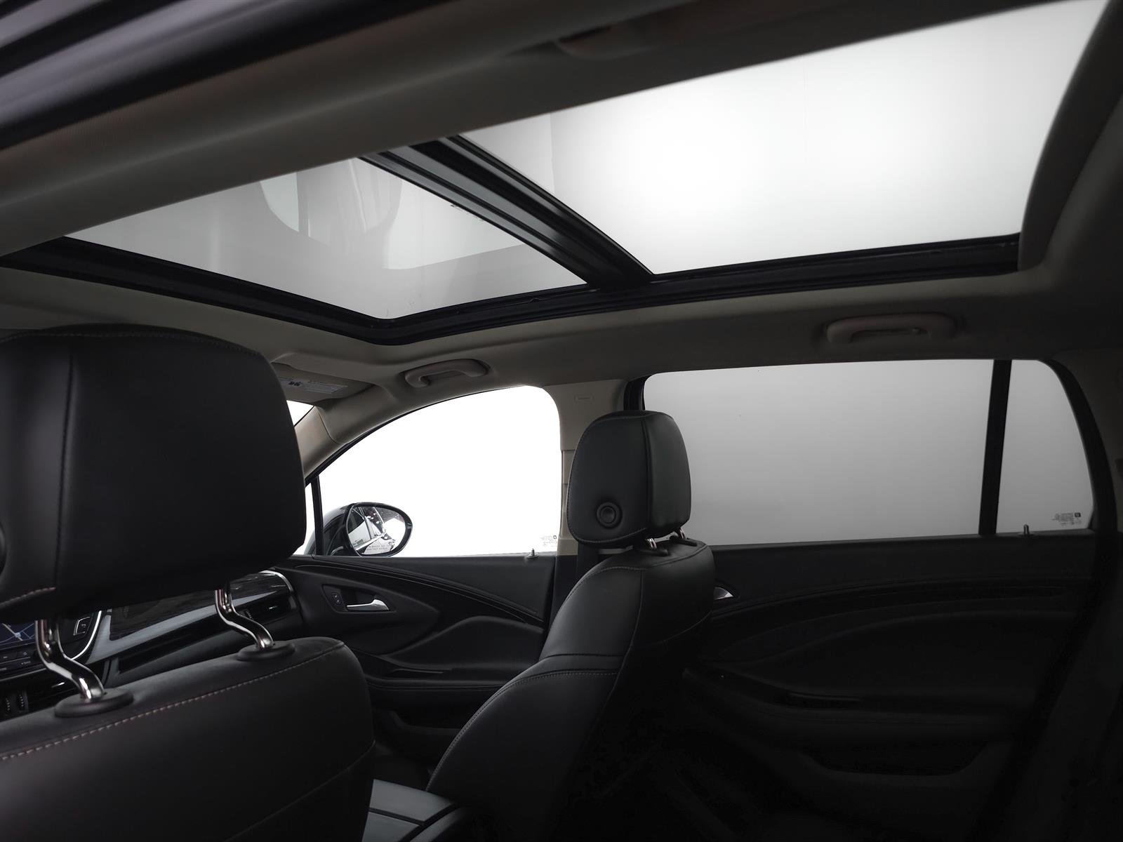 2017 Buick Envision Essence - Photo 6