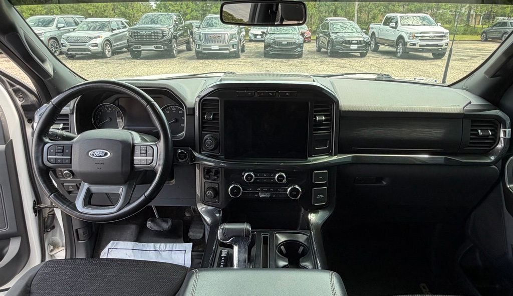Used 2022 White Ford XLT image 2