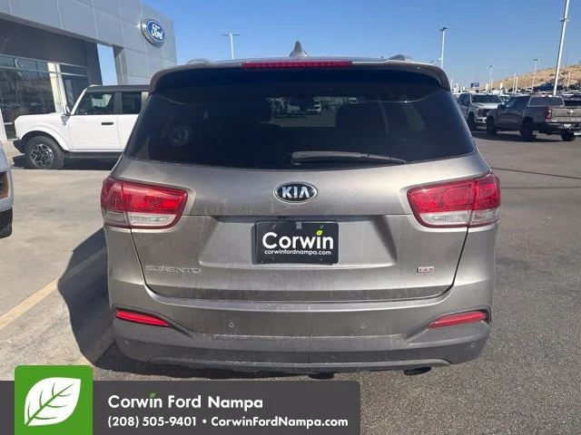 Used 2018 Gray Kia LX image 6
